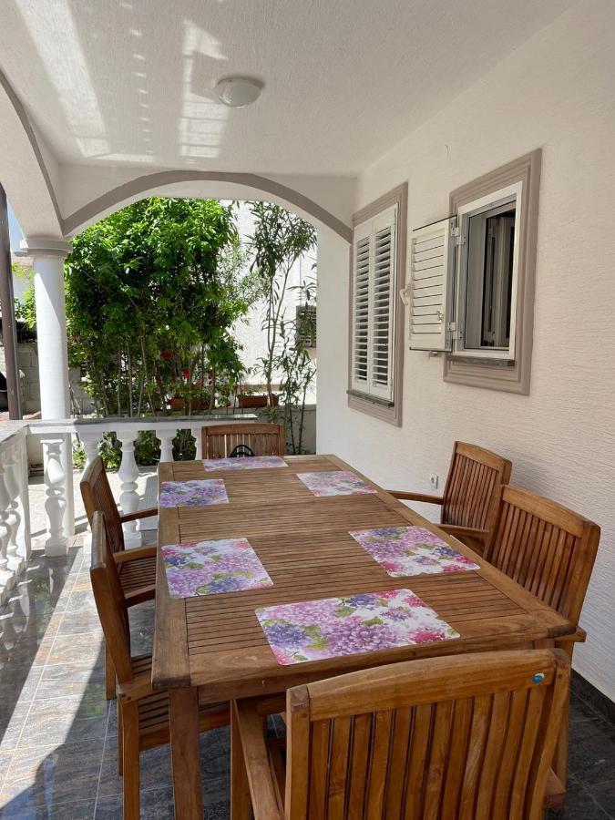 Apartmani Ira Vir Exterior photo